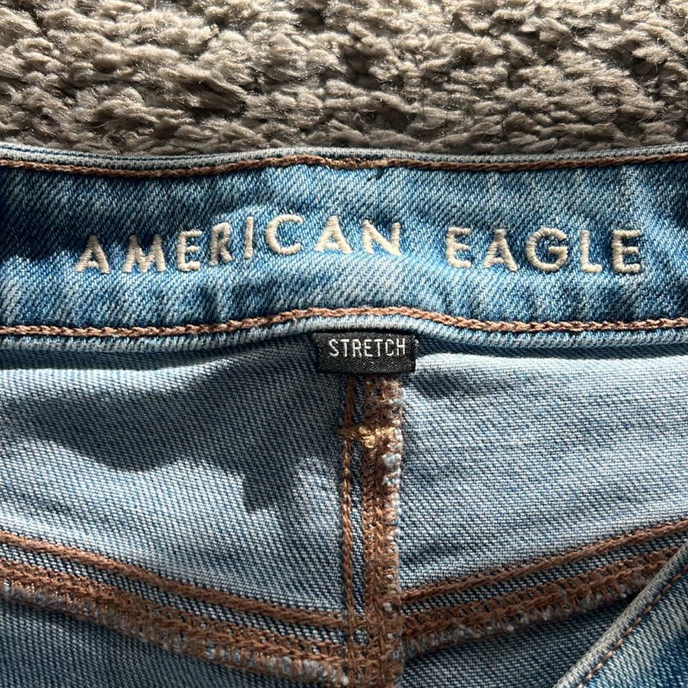 Mom Jeans - Picture 3 of 3